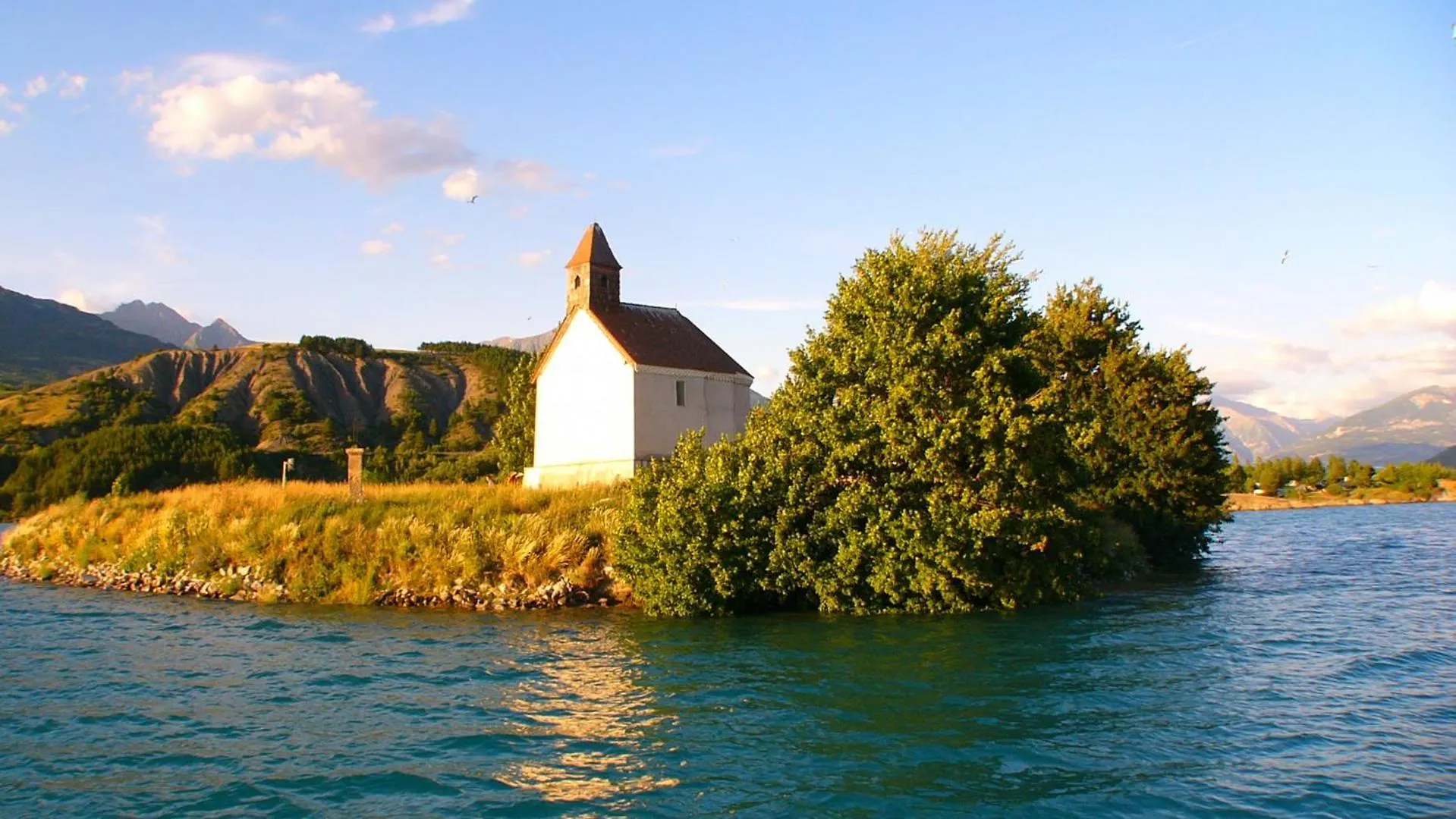 Logis Hotel Eden Lac Savines-le-Lac