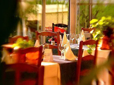 Logis Hotel Eden Lac Savines-le-Lac