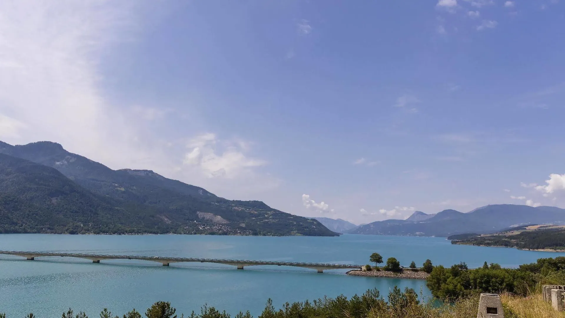 Logis Hotel Eden Lac Savines-le-Lac