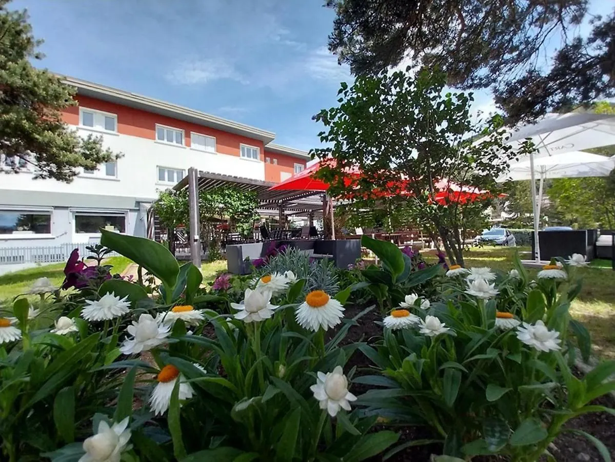 Logis Hotel Eden Lac Savines-le-Lac