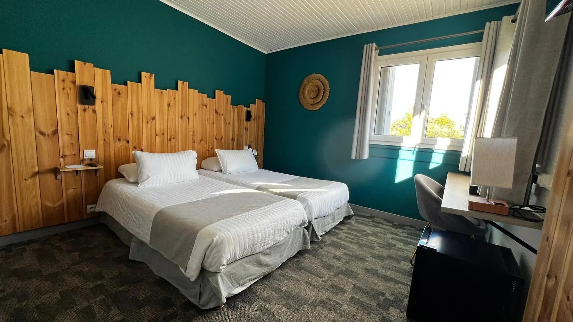 Logis Hotel Eden Lac Savines-le-Lac