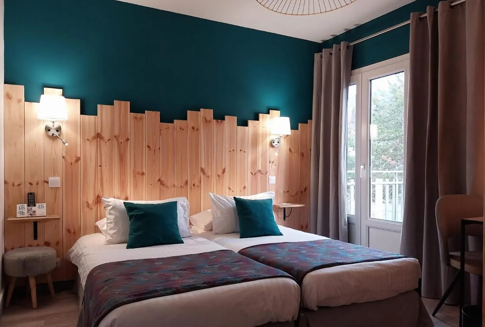 Logis Hotel Eden Lac Savines-le-Lac
